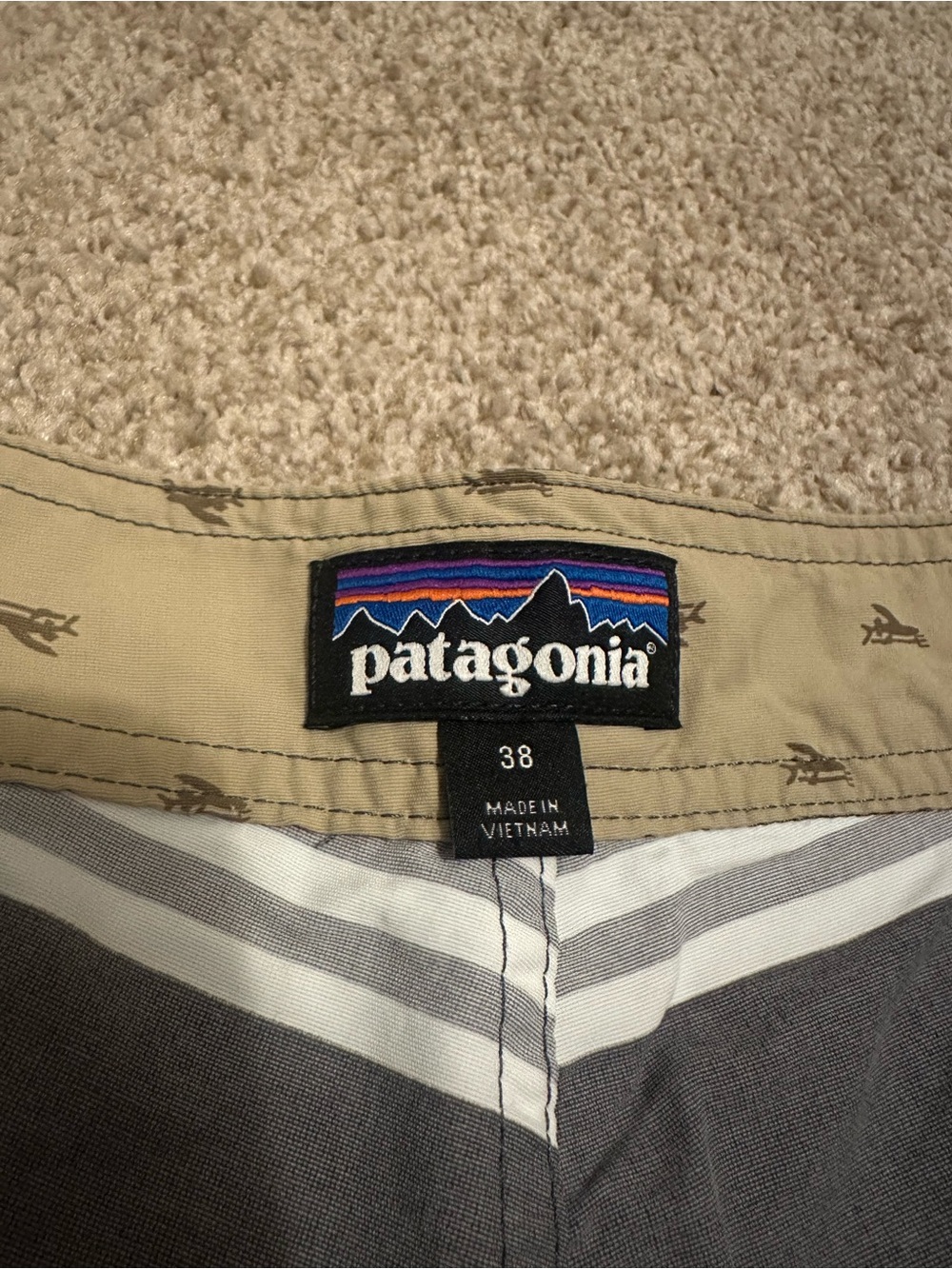 Patagonia Teal, Black & Gray Striped Men's Wavefarer Board Shorts - Picture 3 of 3